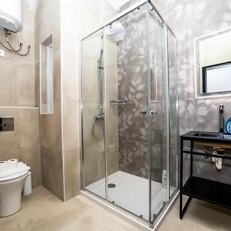 Cozy - By Hostmt * St. Paul's Bay